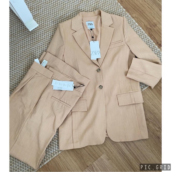 Zara full length pleated pant and straight cut blazer - Picture 3 of 16